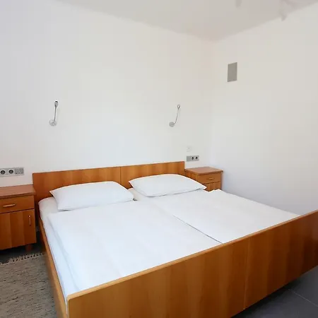 Appartementhaus Franz Samonig Drobollach am Faakersee Room photo
